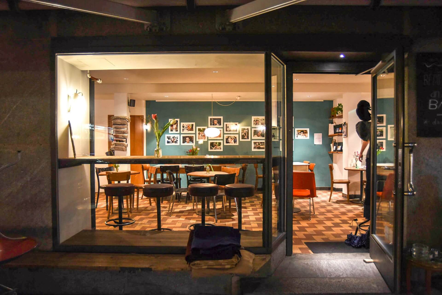 Café Frühling Basel minimalistisch hell