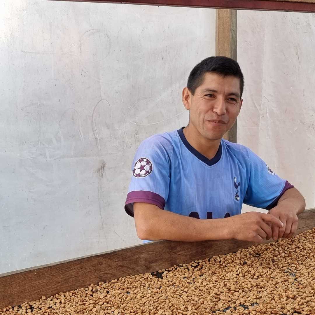 Eli Espinoza - Filter aus Peru