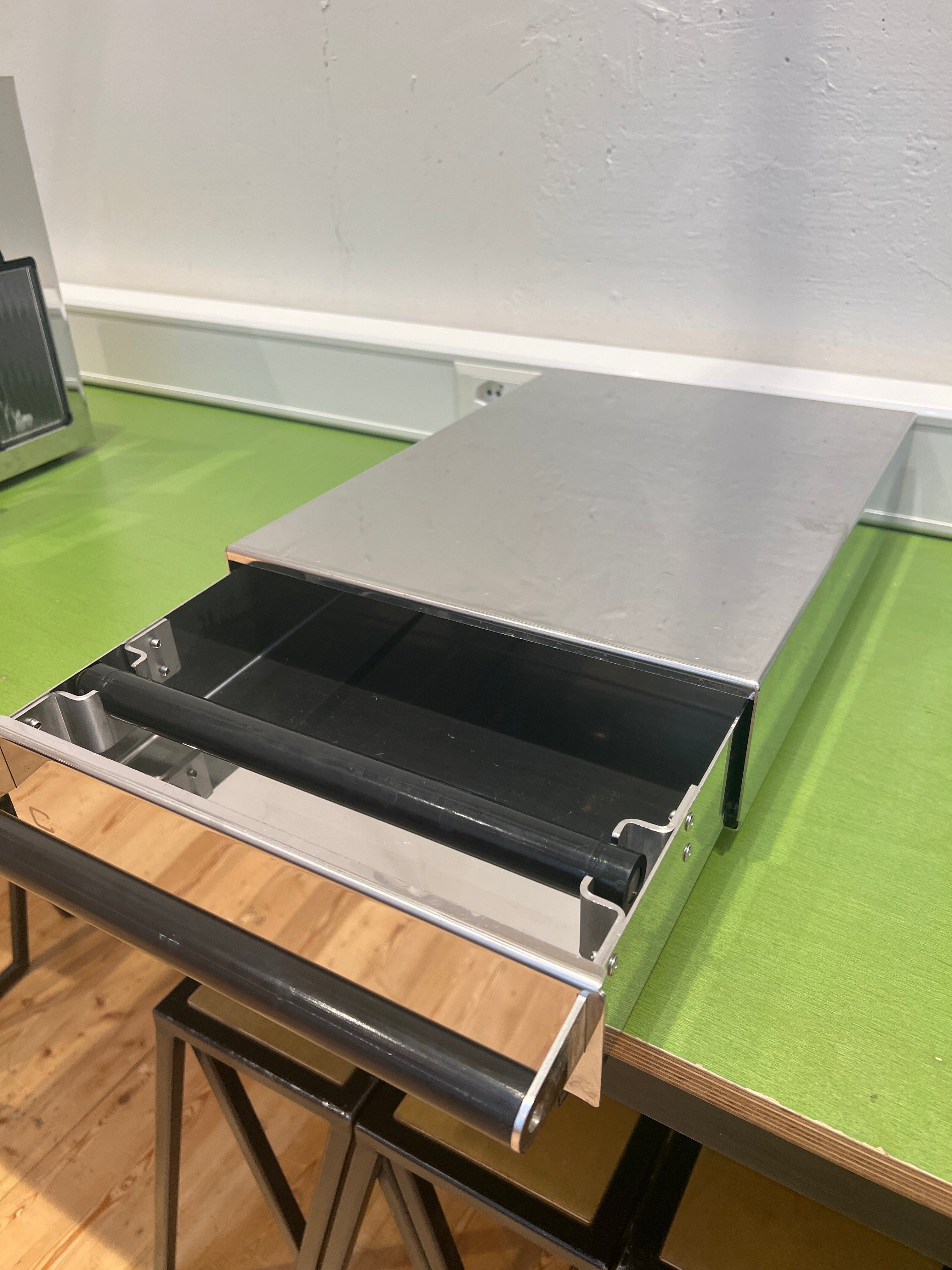 Abschlagschublade (chrom)