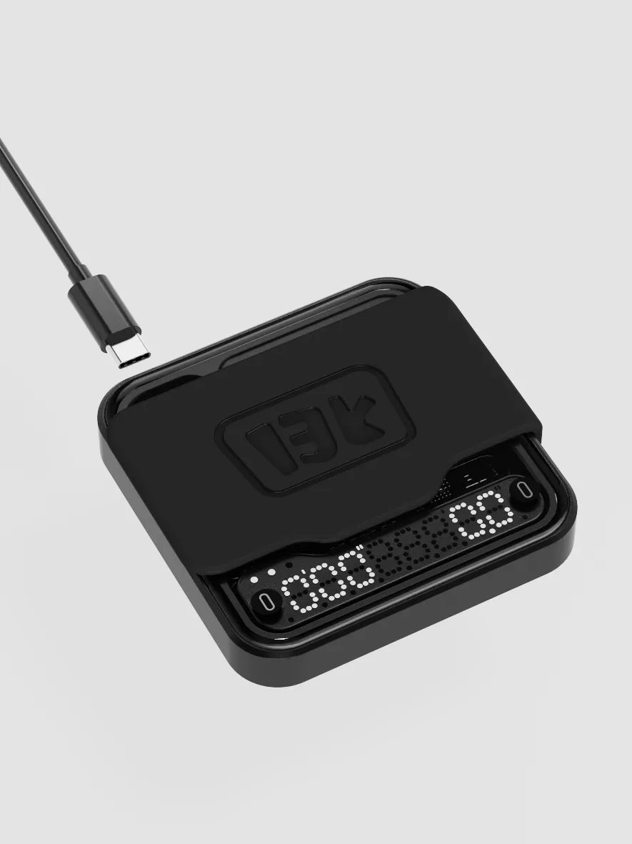 BOOKOO THEMIS Mini mit Silikon Abdeckung und USB-C Ladekabel